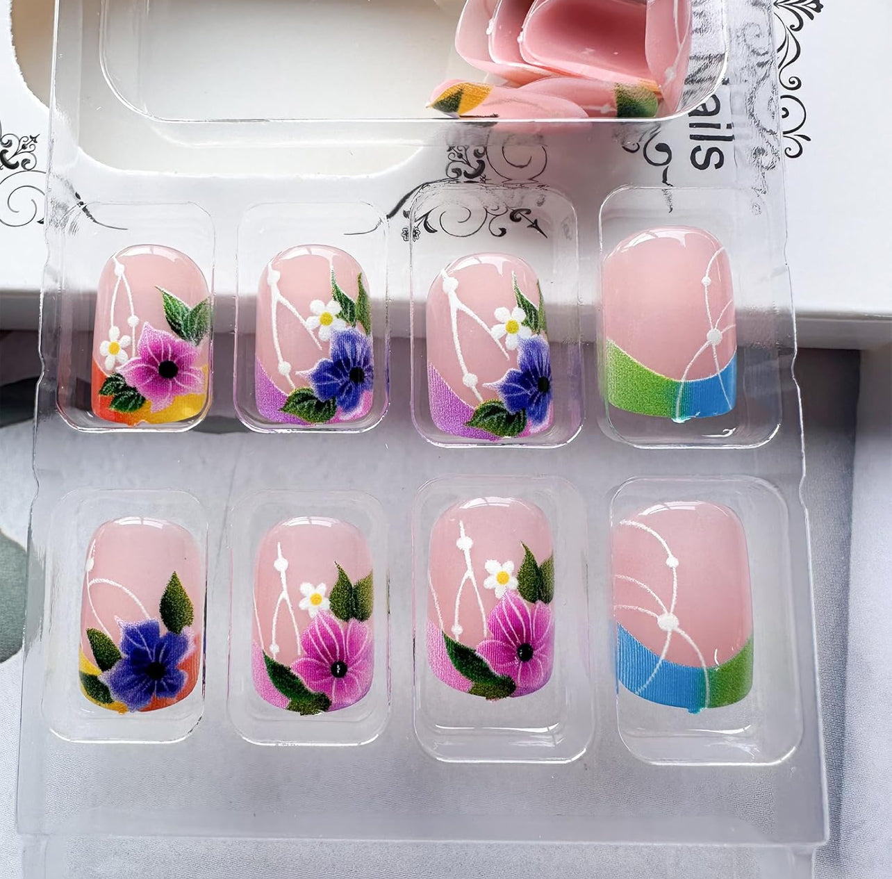 Cute Spring Florals Press-On Nails Fake Artificial Nails 24 Pcs-Free shipping