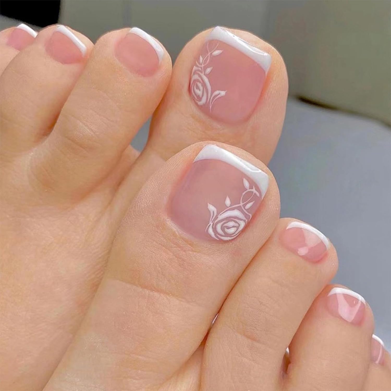 Fashionable Press-On Toenails Trendy Full Cover Designs Acrylic Fake Nails-Free Shipping - Lady Luana Luxe Nails