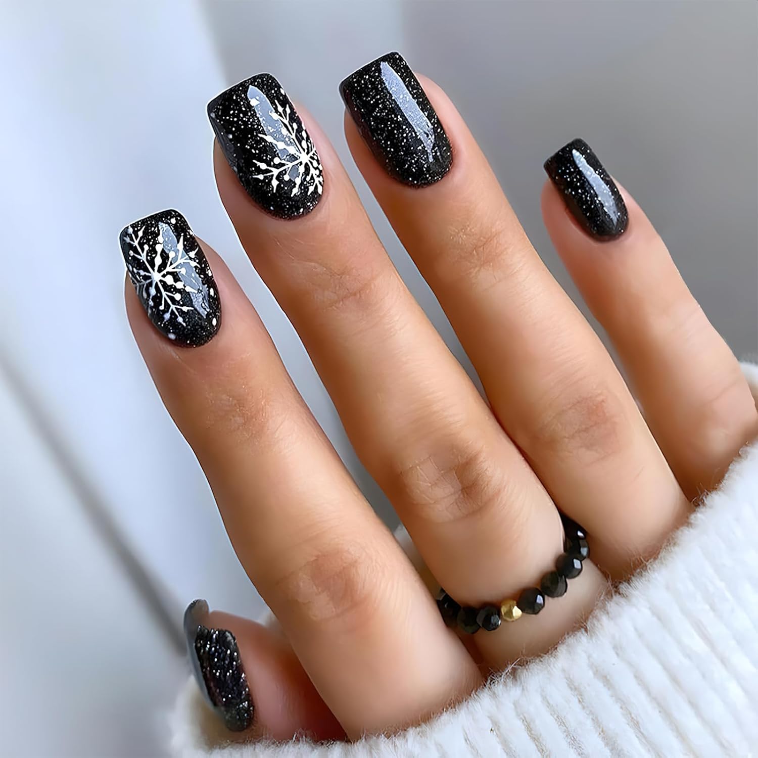 Christmas Hat Bow Design Press-On Nails Short Square Acrylic Set 24pcs Stick-On Manicure-Free Shipping - Lady Luana Luxe Nails