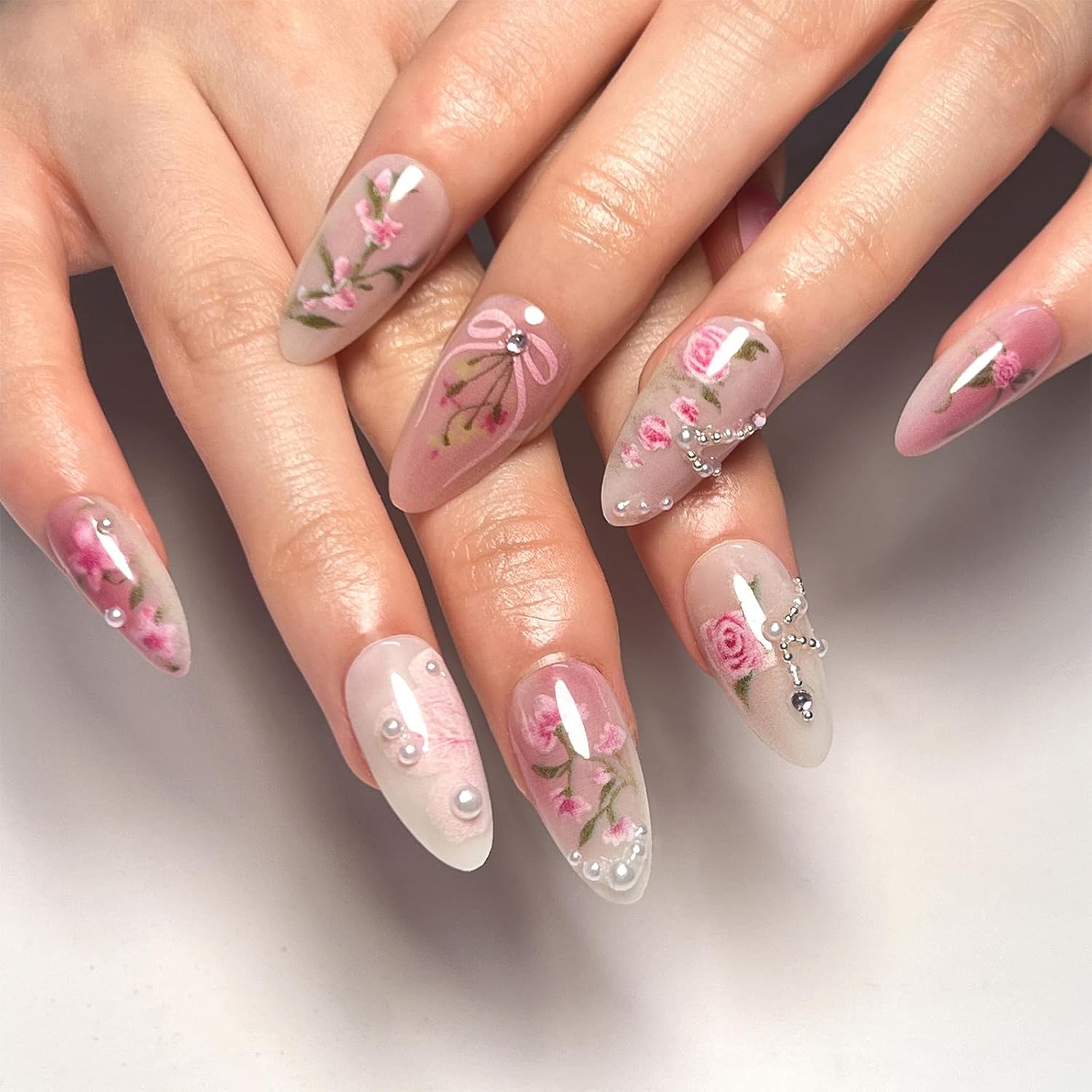 Peach Blossom Press on Nails Short Medium Almond Fake Nails with 3D Pearl Diamond Designs Pink Flower Full Cover Stick on Nails Pink White Gradient Glossy Acrylic Nails False Nails for Women 24Pcs