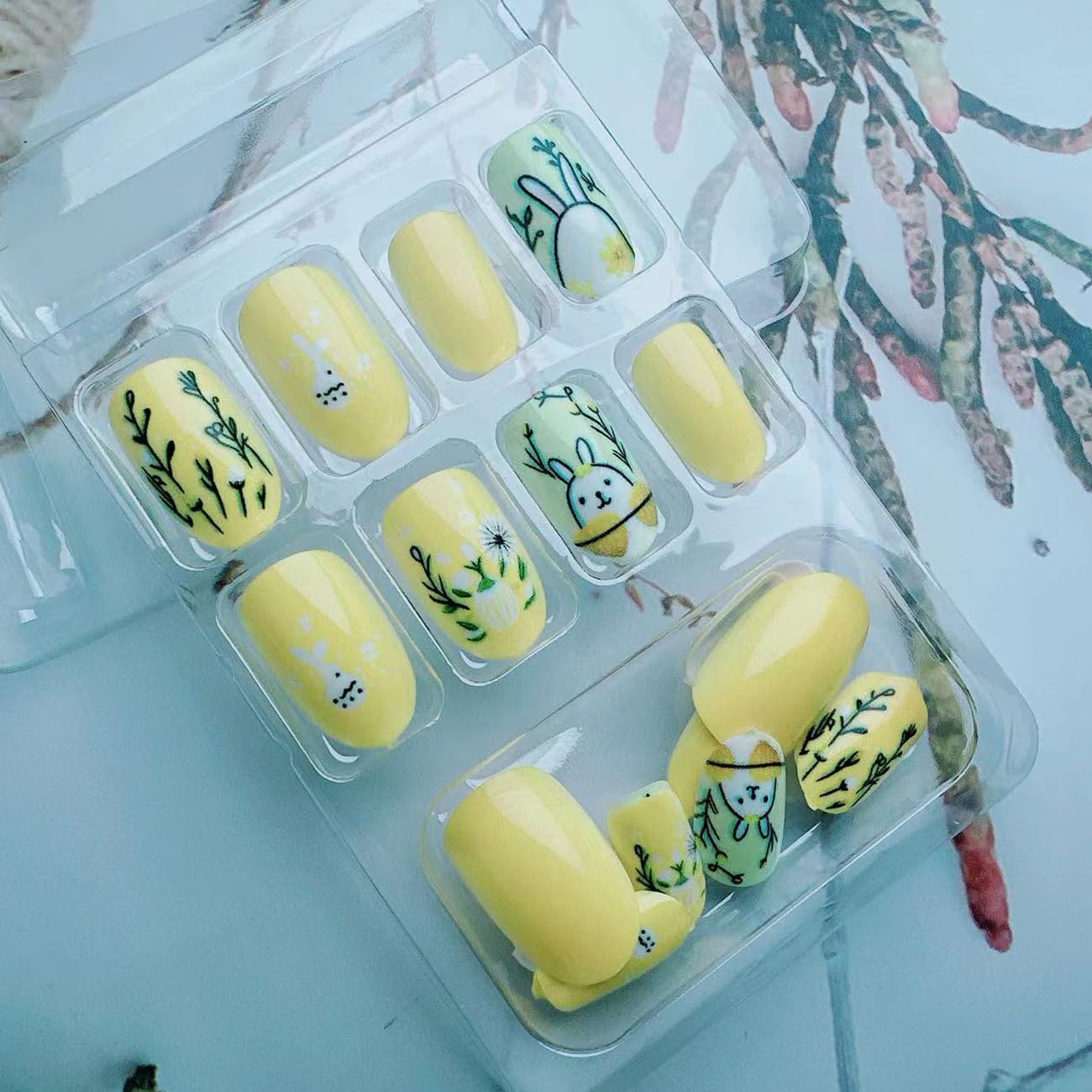 Easter Press On Nails Short Fake Nails with Glue Rabbit Eggs Pattern Design Flower False Nails Easter Press Ons Cute Bunny Stick on Nails Artificial Nails Finger Manicure for Women 24Pcs