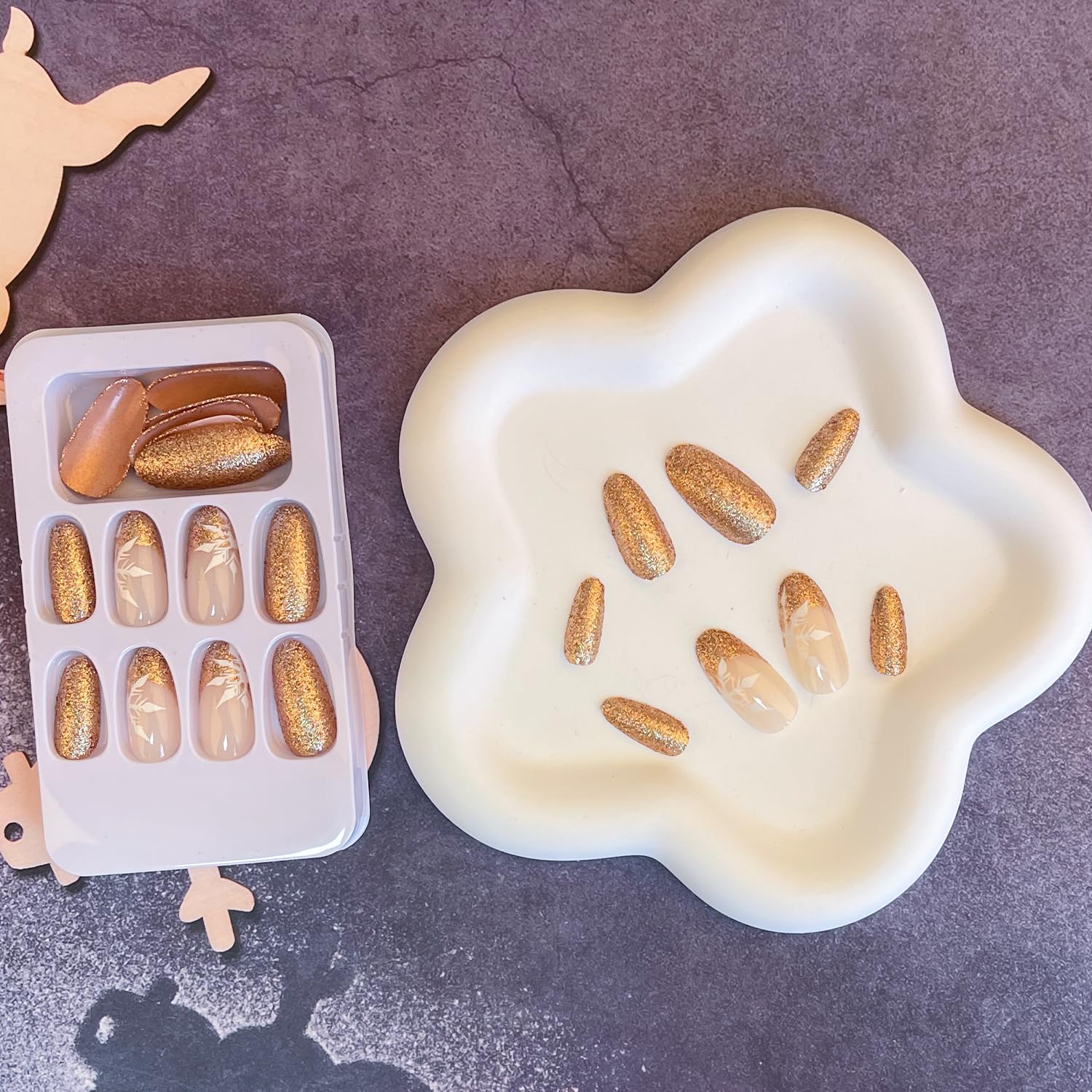 Snowflake Gold Glitter Press-On Nails Almond Shape Acrylic Fake Nails - Free Shipping