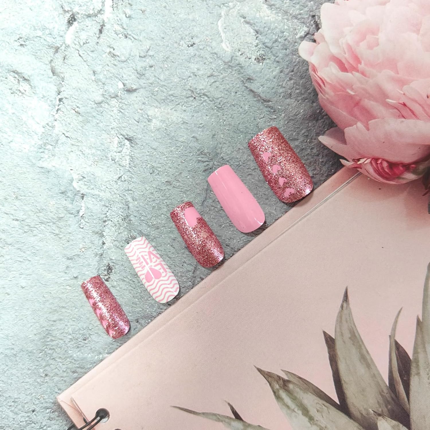 Valentines Press on Nails Medium Square Fake Nails with Pink Heart Designs Glossy Acrylic Nails Pink Glitter False Nails Valentines Day Love Heart Stick on Nails Artificial Nails for Women 24 Pcs