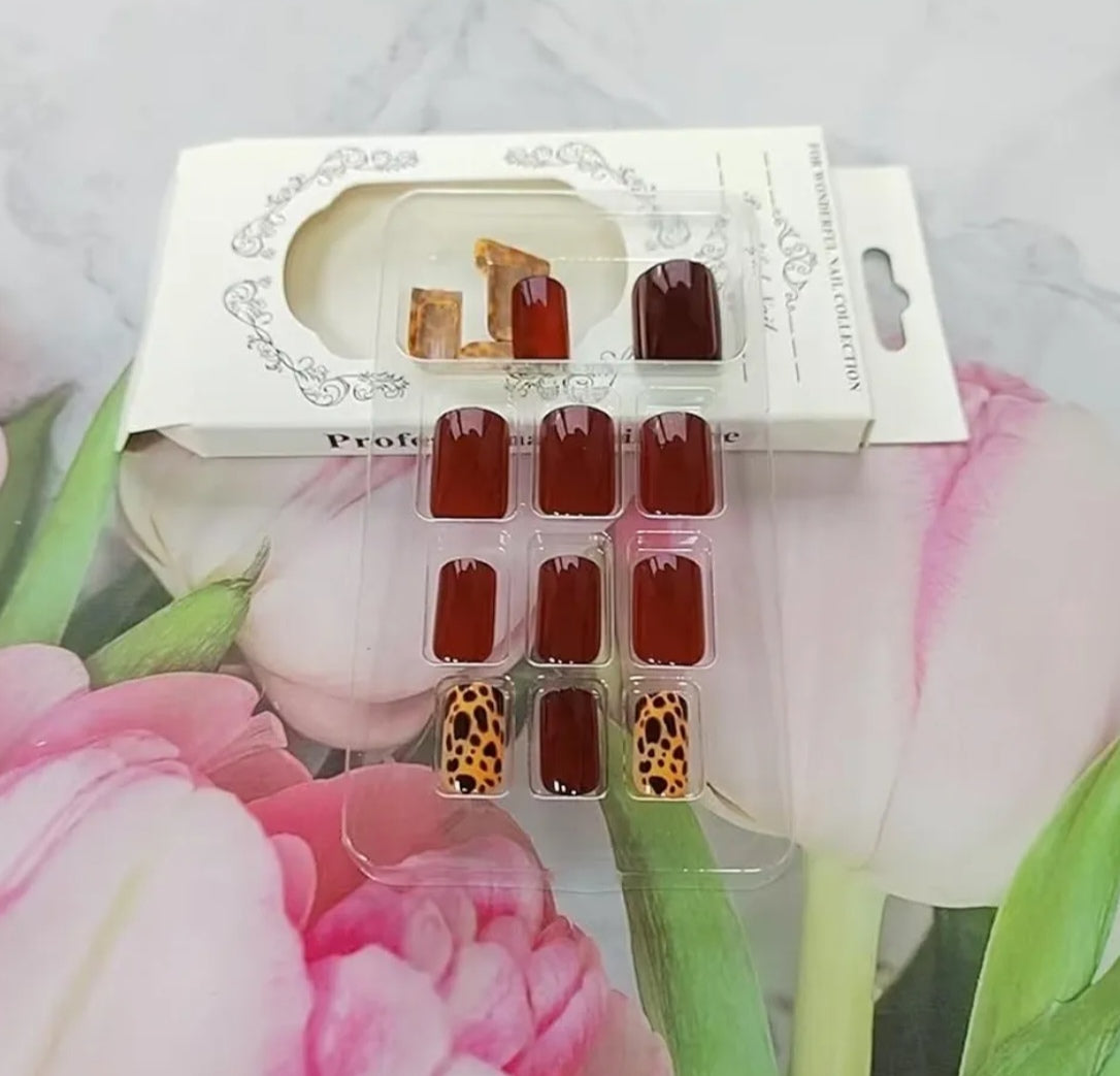 Chic Burgundy Leopard Print Press-On Nails Fake Artificial Nails 24 Pcs - Free Shipping