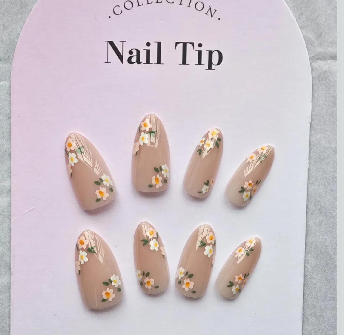 Cute Spring Floral Daisy Blossom Press-On Nails Fake Artificial Nails Set 24 Pcs - Free Shipping