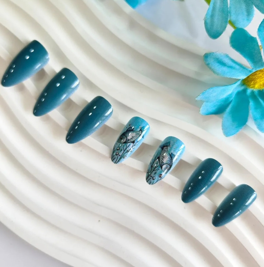Chic Blue Ocean Fish Design Press-On Nails Fake Artificial Nails 24 Pcs – Free Shipping