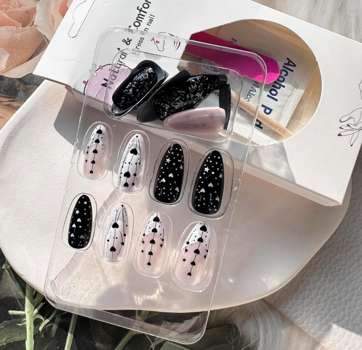 Chic Black White Heart Star Valentine's Press-On Nails Acrylic False Nails-Free Shipping