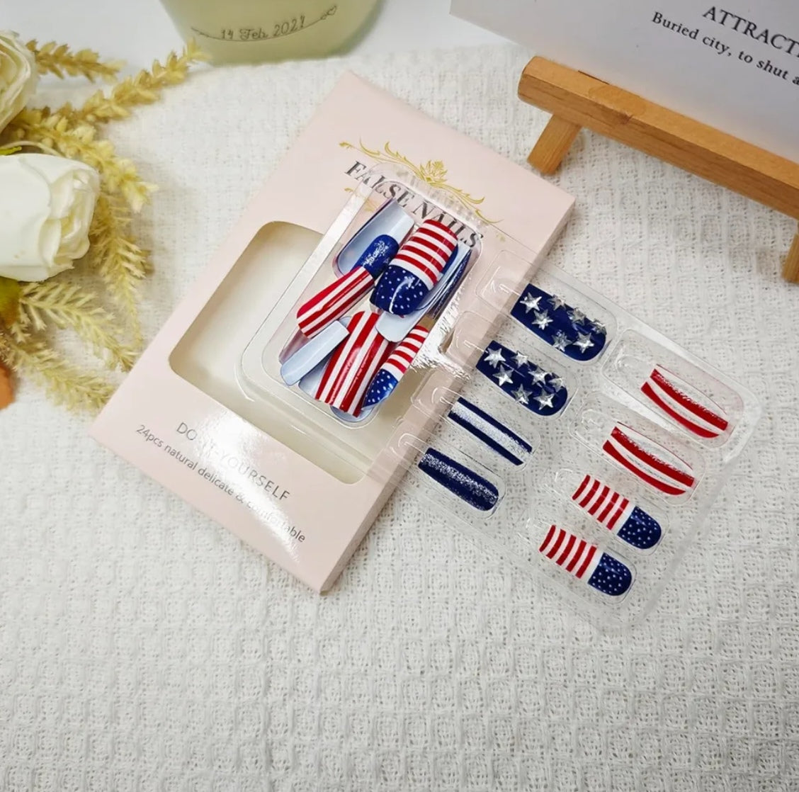Stylish Patriotic Rhinestone Stars and Stripes Press-On Nails Fake Artificial Nails 24 Pcs – Free Shipping