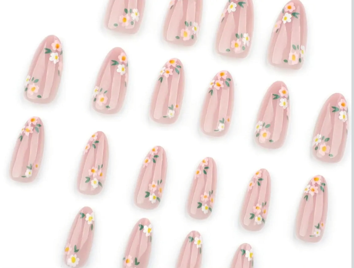 Cute Spring Floral Daisy Blossom Press-On Nails Fake Artificial Nails Set 24 Pcs - Free Shipping