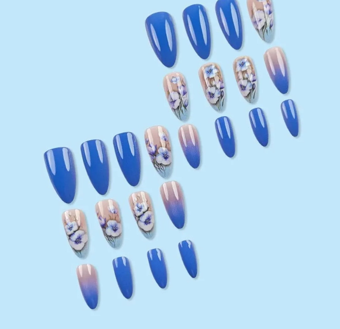 Elegant Blue Gradient Floral Art Press-On Nails Fake Artificial Nails 24 Pcs – Free Shipping