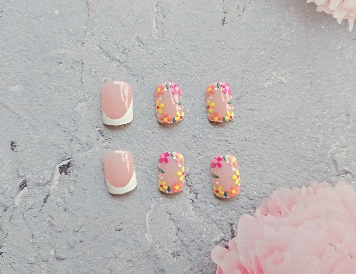 Stylish Spring Flower French Tip Press-On Nails Fake Artificial Nails 24 Pcs-Free Shipping