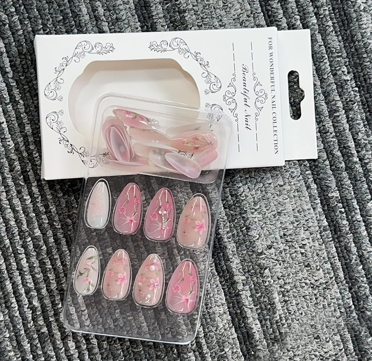 Chic Pink Floral 3D Pearl Almond Rhinestone Press-On Nails Artificial Nails 24 Pcs - Free Shipping