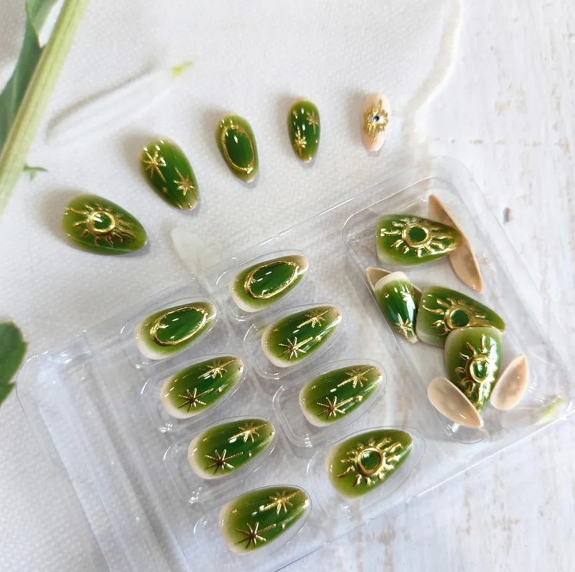 Stylish Celestial Radiant Green Design Press-On Fake Artificial Nails 24 Pcs – Free Shipping