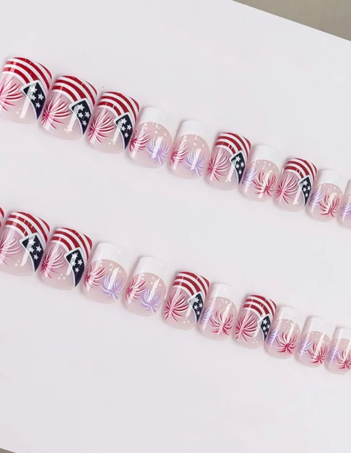 Chic Patriotic Fireworks American Flag French Tip Press-On Nails Fake Artificial Nails 24 Pcs-Free Shipping
