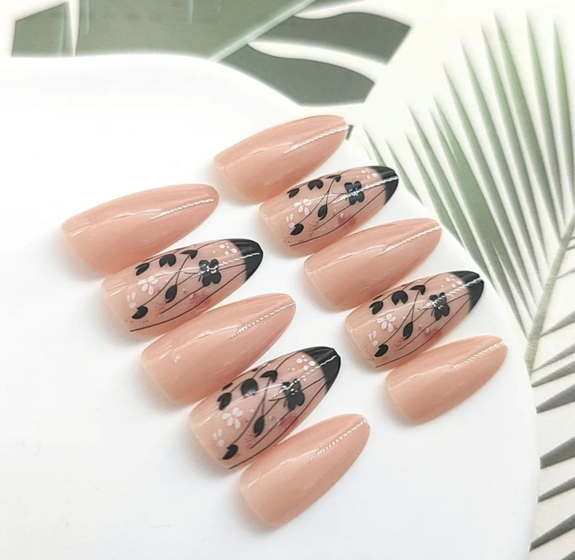 Elegant Nude Black Floral Press-On Nails Fake Artificial Nails 24 Pcs – Free Shipping