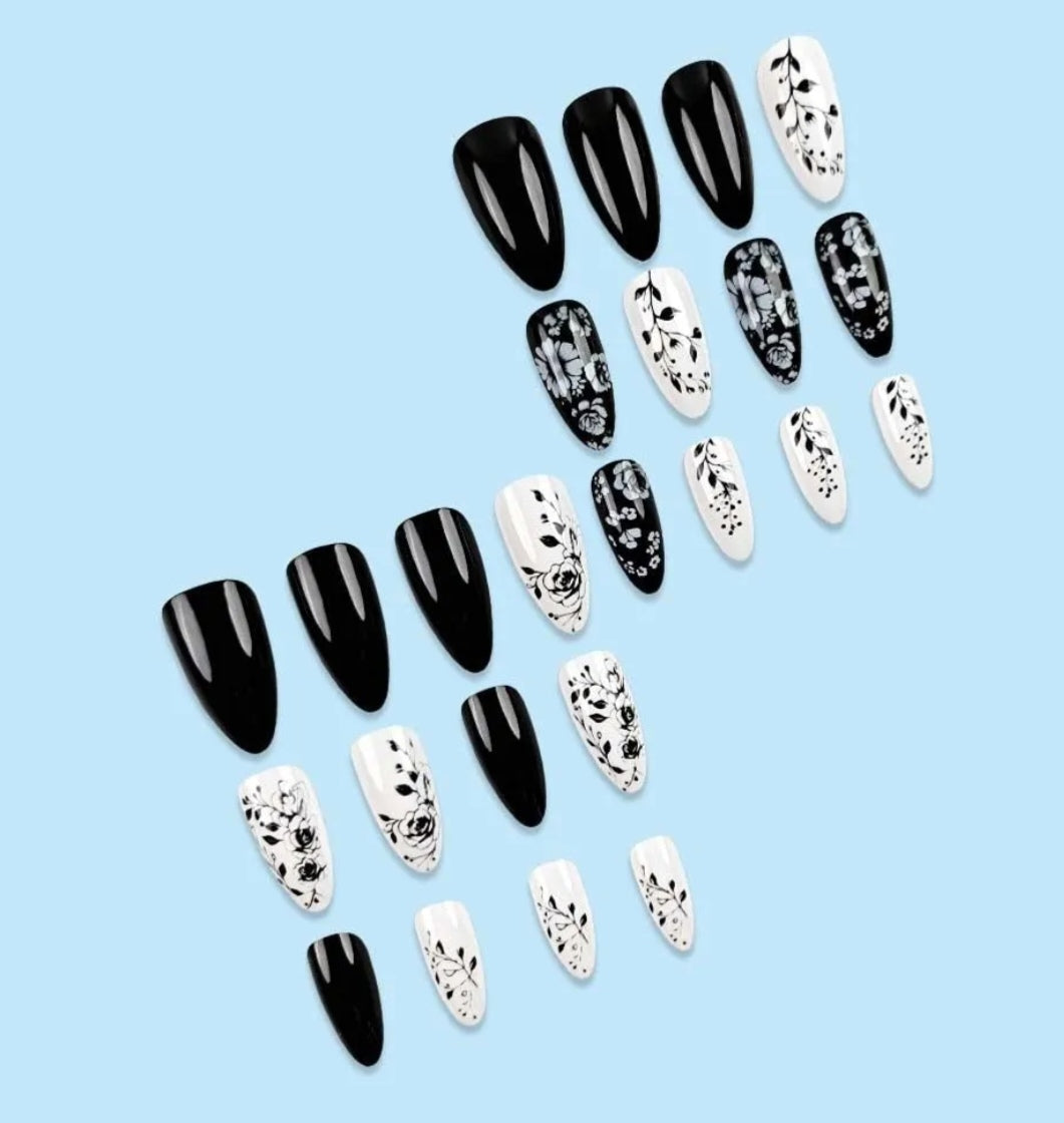 Chic Black White Floral Press-On Nails Fake Artificial Nails 24 Pcs – Free Shipping