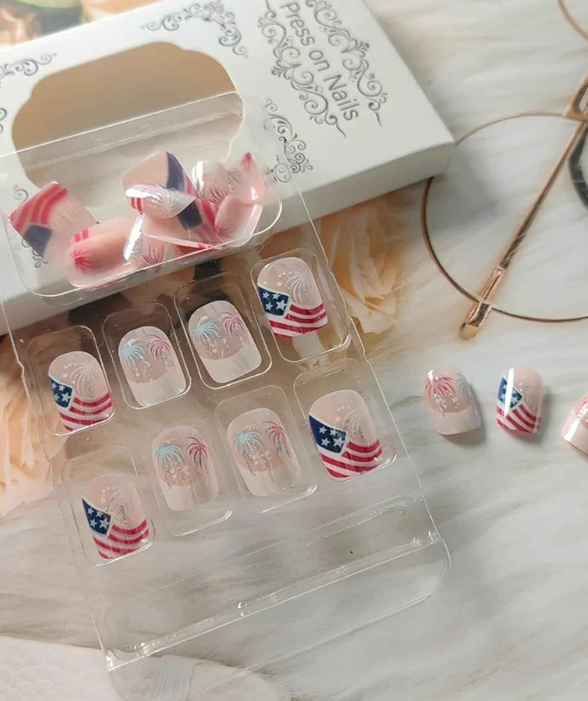 Chic Patriotic Fireworks American Flag French Tip Press-On Nails Fake Artificial Nails 24 Pcs-Free Shipping