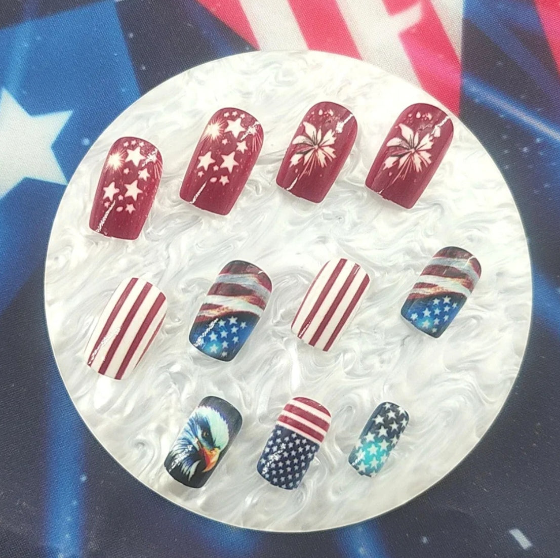 Patriotic Eagle USA Flag Press-On Nails Fake Artificial Nails 24 Pcs – Free Shipping