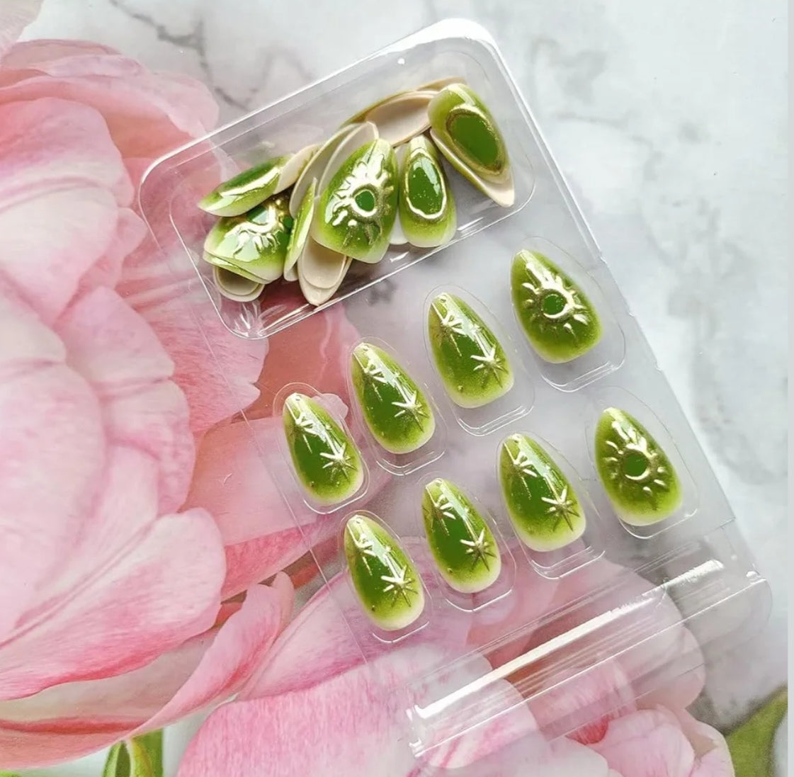 Stylish Celestial Radiant Green Design Press-On Fake Artificial Nails 24 Pcs – Free Shipping