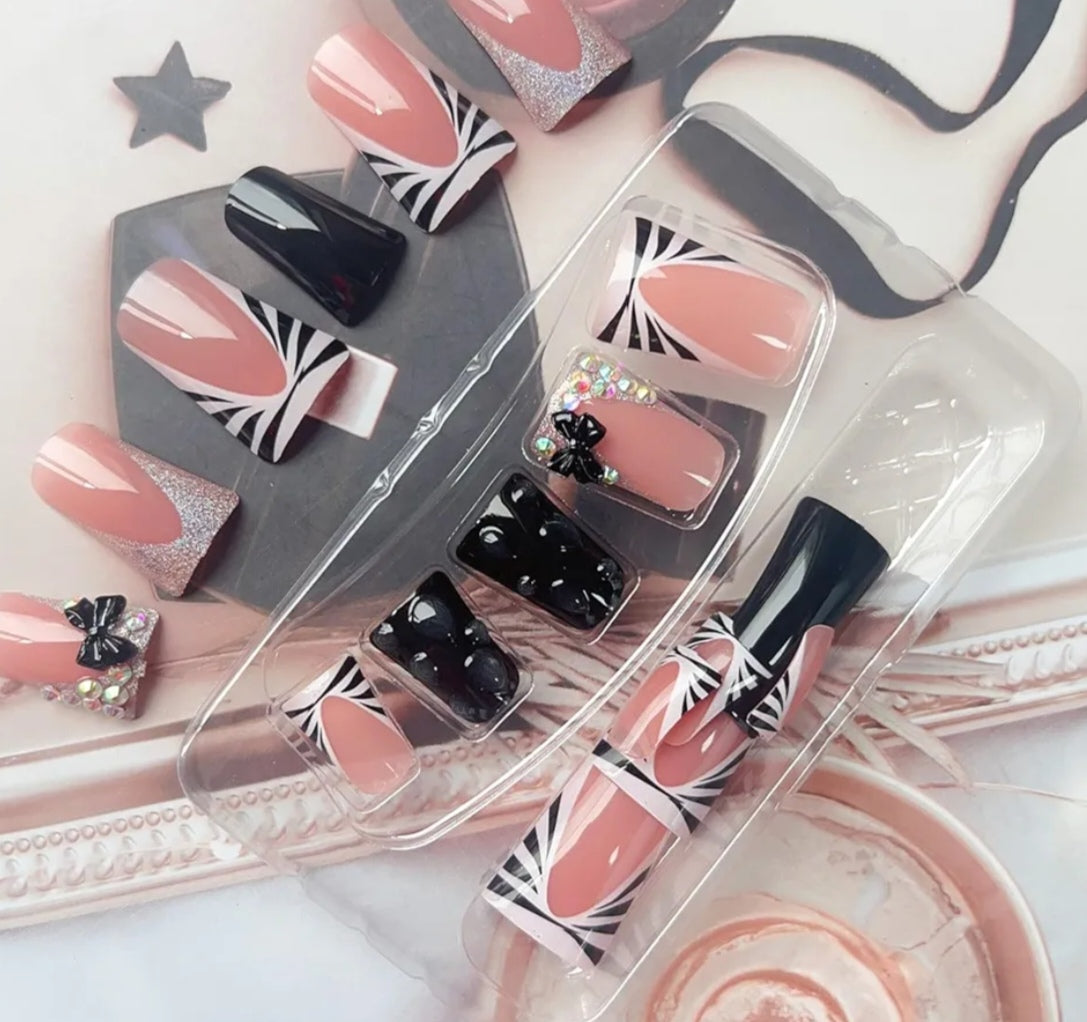 Chic 3D Butterfly Rhinestone Dotted Press-On Nails Duck Shape Fake Artificial Nails 24 Pcs-Free Shipping