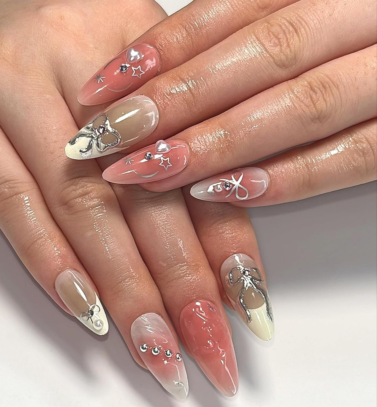 Stylish Ombre Almond 3D Bow Rhinestone Press-On Nails Artificial Nails 24 Pcs - Free Shipping