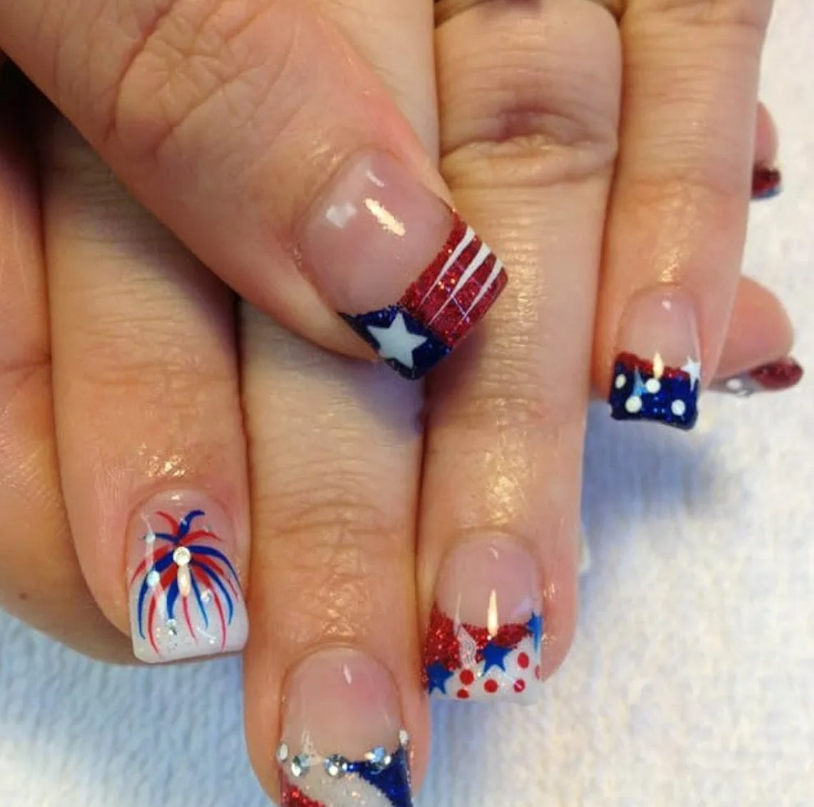 Trendy Glitter French Rhinestone Patriotic Fireworks Press-On Nails Fake Artificial Nails 24 Pcs - Free Shipping