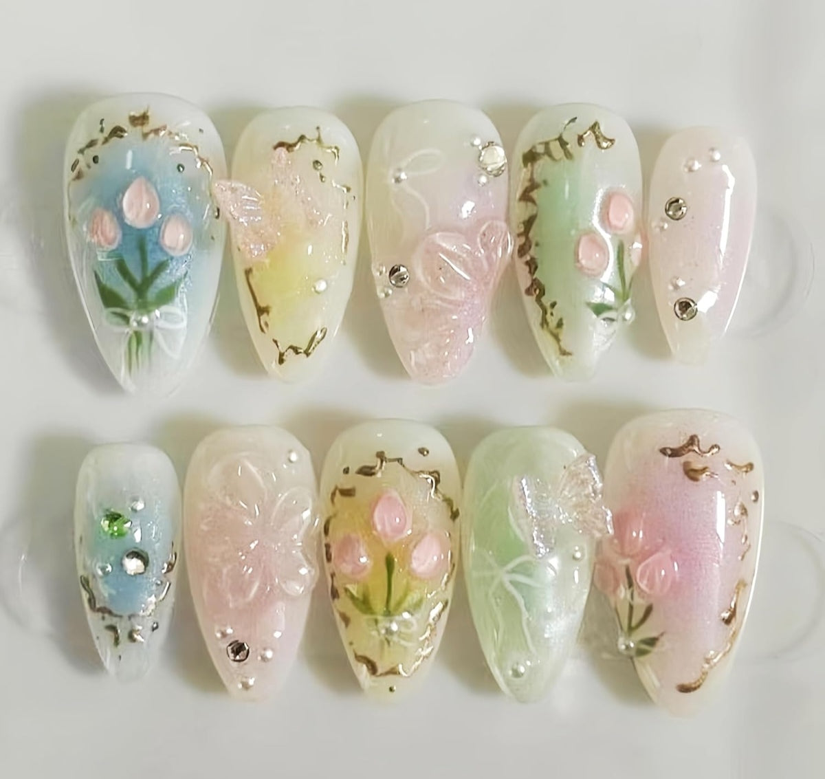 Cute Floral 3D Butterfly Almond Rhinestones Press-On Nails Artificial Nails 24 Pcs - Free Shipping