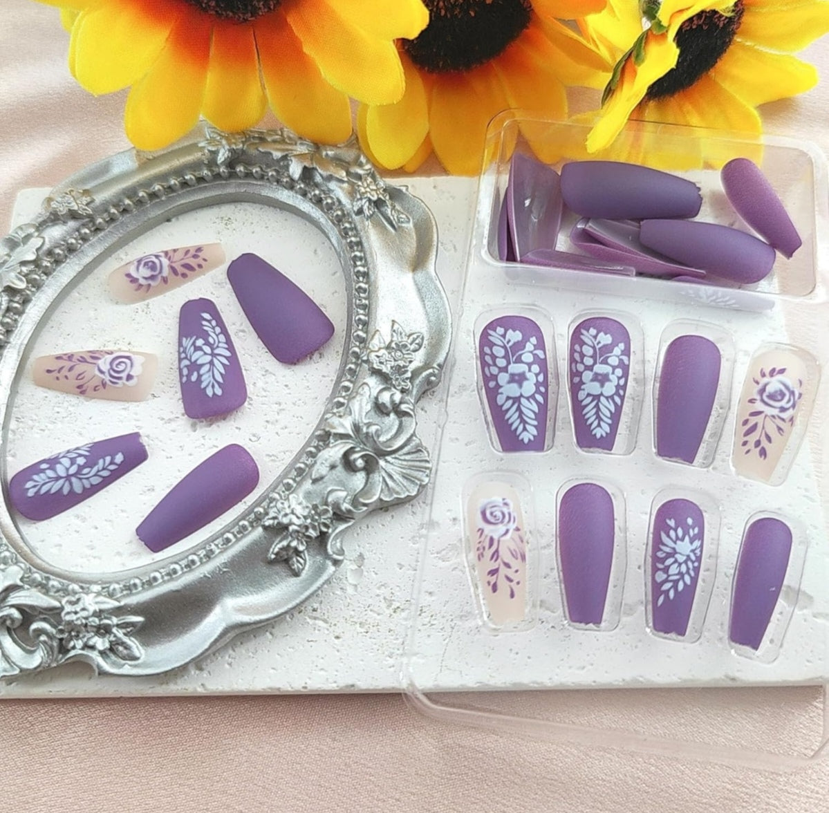 Elegant Purple Florals Press-On Nails Fake Artificial Nails 24 Pcs-Free Shipping